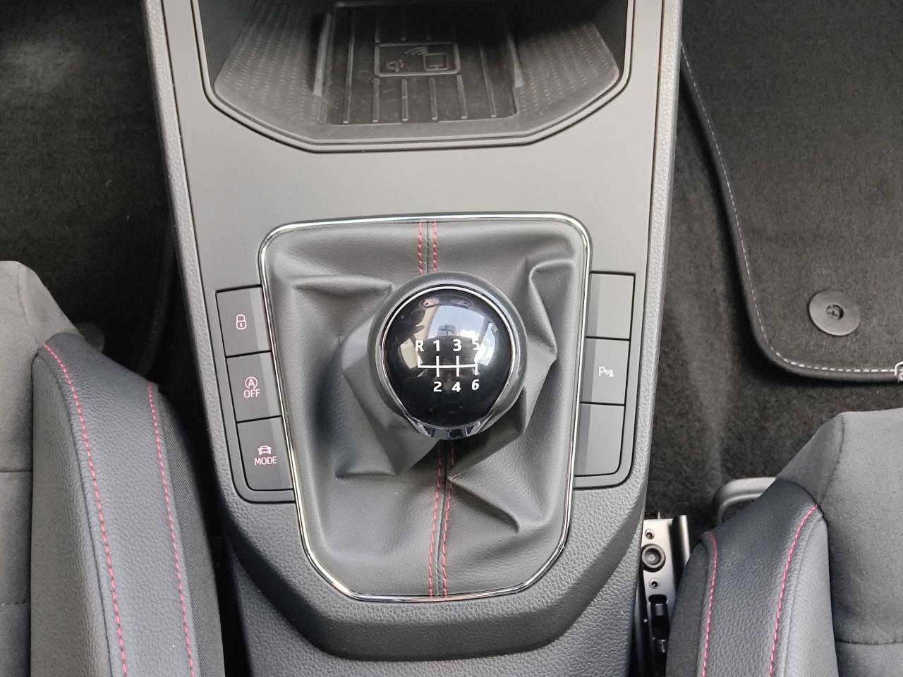Seat IBIZA FR BLACK EDITION 1.0 TSI NAVI SITZH. DAB+ Bildbeschreibung: Seat IBIZA FR BLACK EDITION 1.0 TSI NAVI SITZH. DAB+