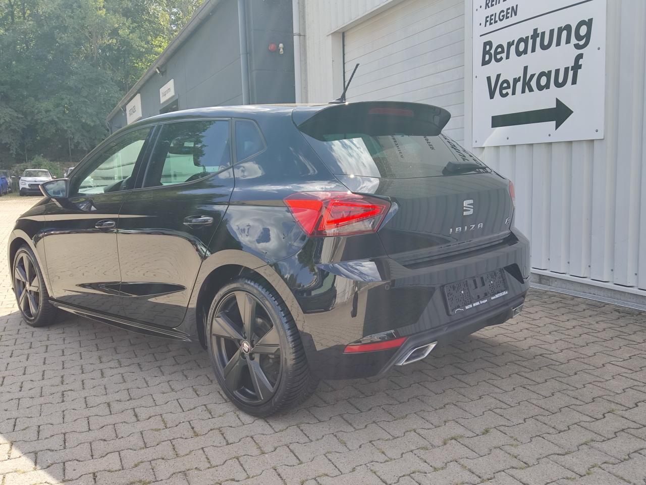 Seat IBIZA FR BLACK EDITION 1.0 TSI NAVI SITZH. DAB+ Bildbeschreibung: Seat IBIZA FR BLACK EDITION 1.0 TSI NAVI SITZH. DAB+