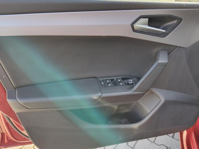 Seat LEON SPORTSTOURER FR 1.5 TSI AHZV NAVI SITZHEIZ. Bildbeschreibung: Seat LEON SPORTSTOURER FR 1.5 TSI AHZV NAVI SITZHEIZ.