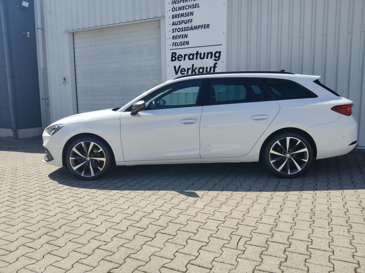 Seat LEON SPORTSTOURER FR 2.0 TDI DSG GAR.-03/2027* Bildbeschreibung: Seat LEON SPORTSTOURER FR 2.0 TDI DSG GAR.-03/2027*