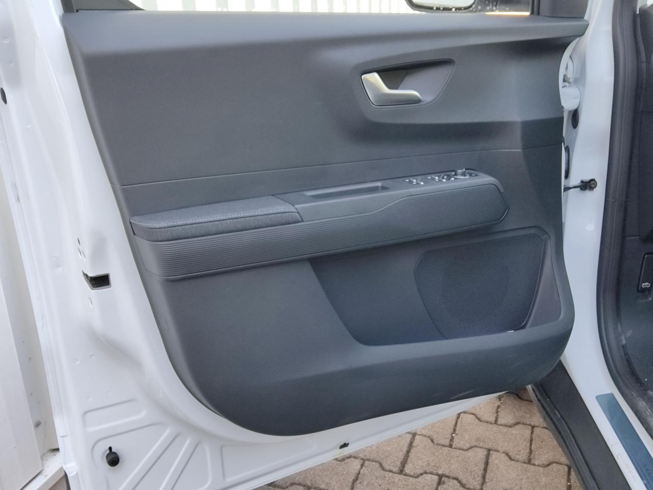 Ford TOURNEO COURIER 1.0 ECO BOOST ACTIVE PLUS, CO2-Klasse: E, BEHEIZB. FS NAVI USB DAB+ Bildbeschreibung: Ford TOURNEO COURIER 1.0 ECO BOOST ACTIVE PLUS, CO2-Klasse: E, BEHEIZB. FS NAVI USB DAB+