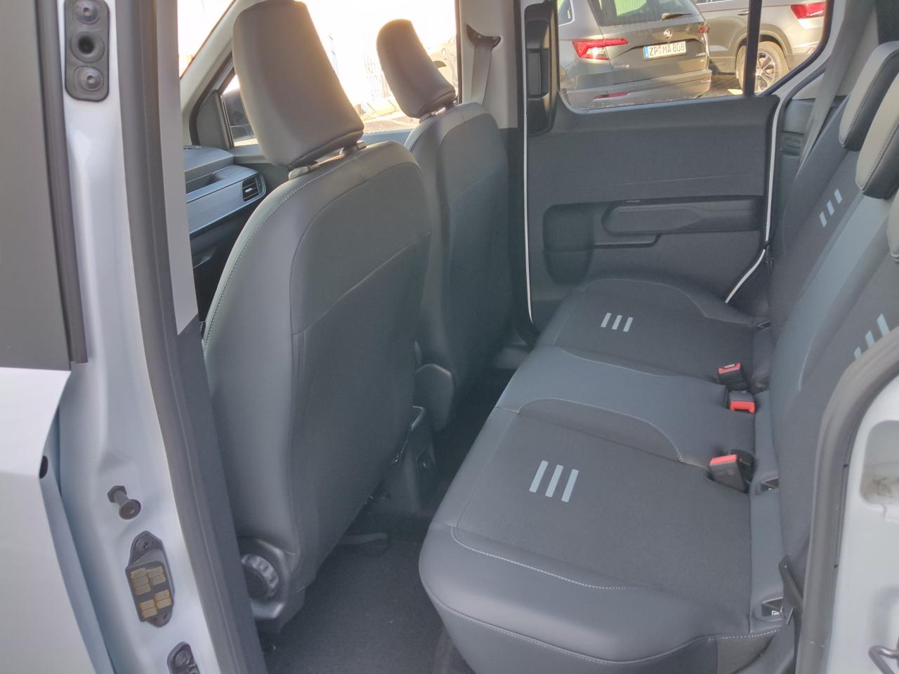 Ford TOURNEO COURIER 1.0 ECO BOOST ACTIVE PLUS, CO2-Klasse: E, BEHEIZB. FS NAVI USB DAB+ Bildbeschreibung: Ford TOURNEO COURIER 1.0 ECO BOOST ACTIVE PLUS, CO2-Klasse: E, BEHEIZB. FS NAVI USB DAB+