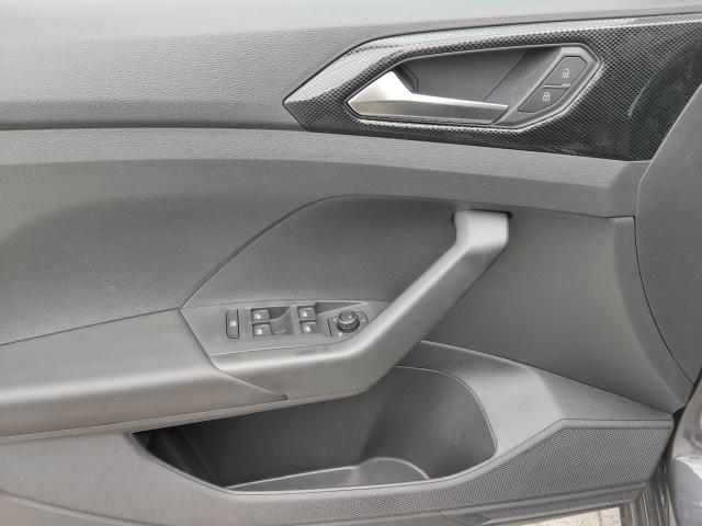 Volkswagen T CROSS LIFE 1.0 TSI DSG, CO2-Klasse: D, DAB+ MATRIX-LED SITZH. Bildbeschreibung: Volkswagen T CROSS LIFE 1.0 TSI DSG, CO2-Klasse: D, DAB+ MATRIX-LED SITZH.