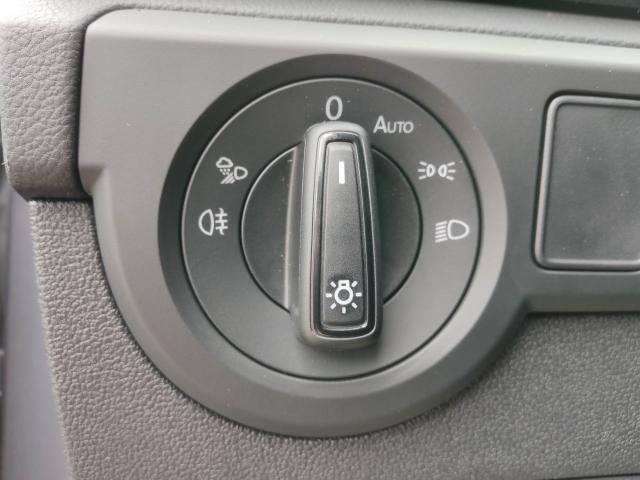 Volkswagen T CROSS LIFE 1.0 TSI DSG, CO2-Klasse: D, DAB+ MATRIX-LED SITZH. Bildbeschreibung: Volkswagen T CROSS LIFE 1.0 TSI DSG, CO2-Klasse: D, DAB+ MATRIX-LED SITZH.