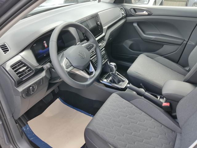 Volkswagen T CROSS LIFE 1.0 TSI DSG, CO2-Klasse: D, DAB+ MATRIX-LED SITZH. Bildbeschreibung: Volkswagen T CROSS LIFE 1.0 TSI DSG, CO2-Klasse: D, DAB+ MATRIX-LED SITZH.