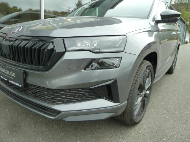 Skoda KAROQ SPORTLINE 1.5 TSI DSG, CO2-Klasse: E, MATRIX-LED AHZV NAVI Bildbeschreibung: Skoda KAROQ SPORTLINE 1.5 TSI DSG, CO2-Klasse: E, MATRIX-LED AHZV NAVI