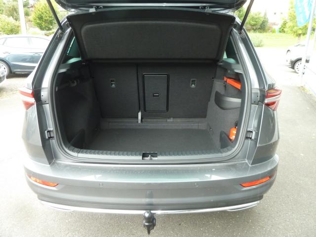 Skoda KAROQ SPORTLINE 1.5 TSI DSG, CO2-Klasse: E, MATRIX-LED AHZV NAVI Bildbeschreibung: Skoda KAROQ SPORTLINE 1.5 TSI DSG, CO2-Klasse: E, MATRIX-LED AHZV NAVI