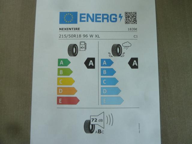 Skoda KAROQ SPORTLINE 1.5 TSI DSG, CO2-Klasse: E, MATRIX-LED AHZV NAVI Bildbeschreibung: Skoda KAROQ SPORTLINE 1.5 TSI DSG, CO2-Klasse: E, MATRIX-LED AHZV NAVI