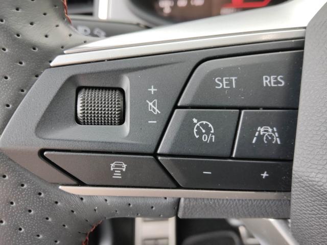 Seat ATECA FR 1.5 TSI ACT DSG BEHEIZB. FS NAVI SITZH. Bildbeschreibung: Seat ATECA FR 1.5 TSI ACT DSG BEHEIZB. FS NAVI SITZH.