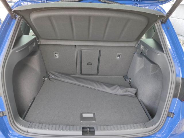 Seat ATECA FR BLACK EDITION 1.5 TSI, CO2-Klasse: E, NAVI PARKLENKAS. Bildbeschreibung: Seat ATECA FR BLACK EDITION 1.5 TSI, CO2-Klasse: E, NAVI PARKLENKAS.