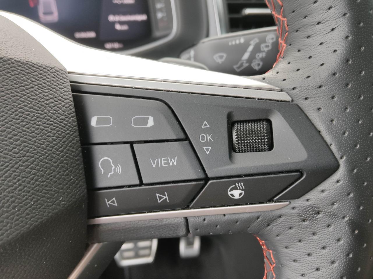 Seat ATECA FR 1.5 TSI ACT DSG NAVI SITZH. FS-BEHEIZT Bildbeschreibung: Seat ATECA FR 1.5 TSI ACT DSG NAVI SITZH. FS-BEHEIZT