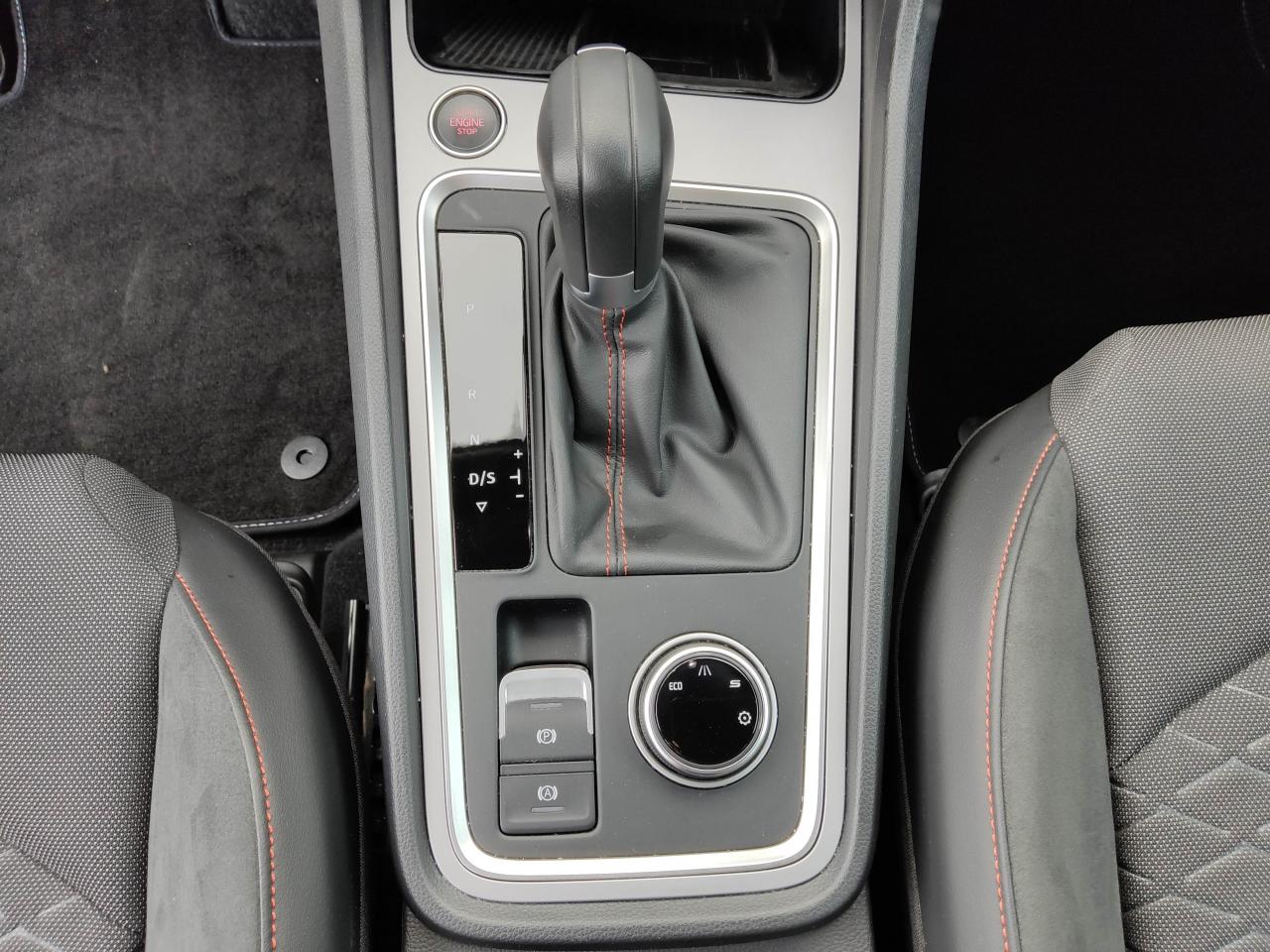 Seat ATECA FR 1.5 TSI ACT DSG NAVI SITZH. FS-BEHEIZT Bildbeschreibung: Seat ATECA FR 1.5 TSI ACT DSG NAVI SITZH. FS-BEHEIZT