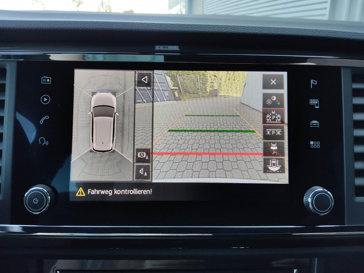 Seat ATECA XCELLENCE 2.0 TSI DSG 4DRIVE NAVI SITZHEI. Bildbeschreibung: Seat ATECA XCELLENCE 2.0 TSI DSG 4DRIVE NAVI SITZHEI.
