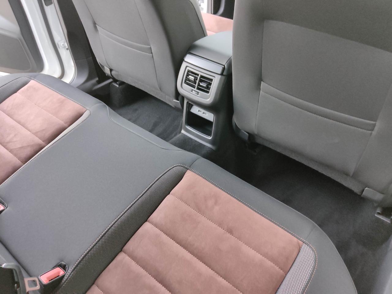 Seat ATECA XCELLENCE 2.0 TSI DSG 4DRIVE NAVI SITZHEI. Bildbeschreibung: Seat ATECA XCELLENCE 2.0 TSI DSG 4DRIVE NAVI SITZHEI.