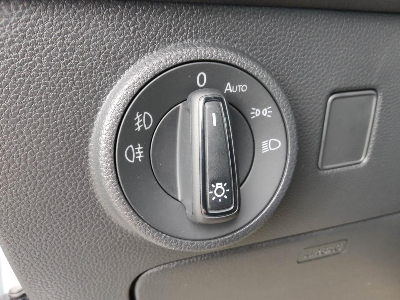 Seat ATECA STYLE 1.5 TSI DSG AHZV AUTOMATIK USB DAB+ Bildbeschreibung: Seat ATECA STYLE 1.5 TSI DSG AHZV AUTOMATIK USB DAB+
