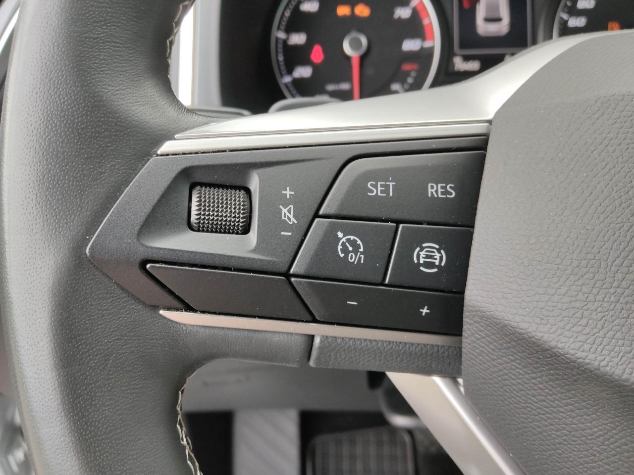 Seat ATECA STYLE 1.5 TSI DSG AHZV AUTOMATIK USB DAB+ Bildbeschreibung: Seat ATECA STYLE 1.5 TSI DSG AHZV AUTOMATIK USB DAB+