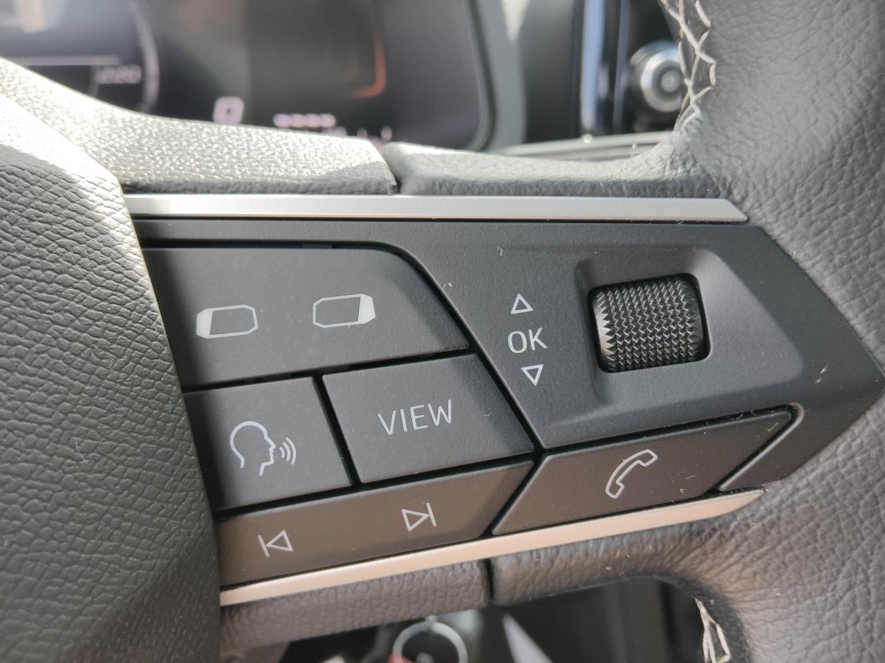 Seat ARONA STYLE EDITION 1.0 TSI FULL-LINK EINPARKH. Bildbeschreibung: Seat ARONA STYLE EDITION 1.0 TSI FULL-LINK EINPARKH.