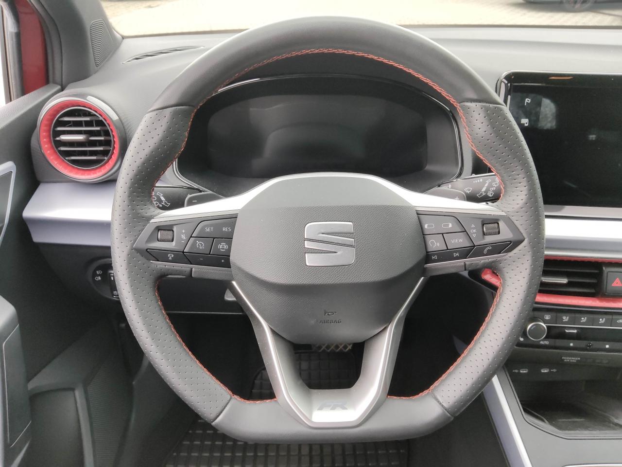 Seat ARONA FR 1.5 TSI DSG NAVI PARKLENKASSIS. SITZH. Bildbeschreibung: Seat ARONA FR 1.5 TSI DSG NAVI PARKLENKASSIS. SITZH.