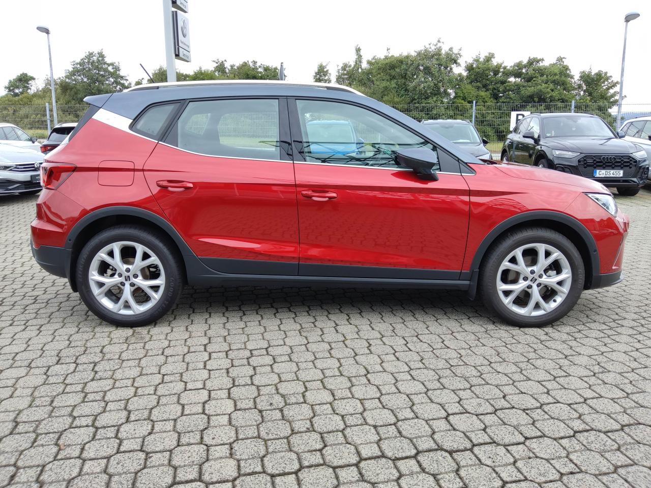 Seat ARONA FR 1.5 TSI DSG NAVI PARKLENKASSIS. SITZH. Bildbeschreibung: Seat ARONA FR 1.5 TSI DSG NAVI PARKLENKASSIS. SITZH.