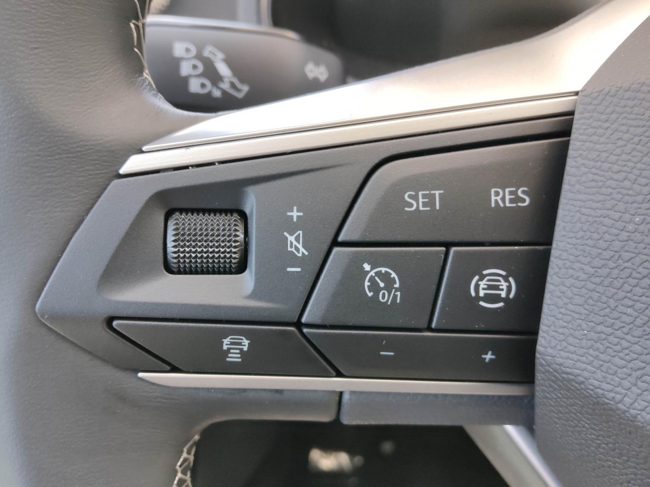 Seat IBIZA ROAD EDITION 1.0 TSI RFK LED NAVI SITZH. Bildbeschreibung: Seat IBIZA ROAD EDITION 1.0 TSI RFK LED NAVI SITZH.