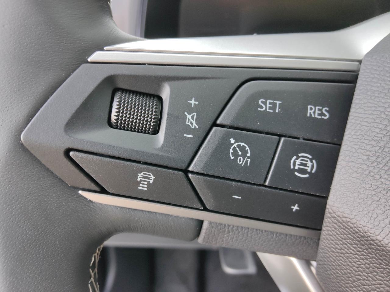 Seat ARONA ROAD EDITION 1.0 TSI DSG NAVI SITZHEI. EPH Bildbeschreibung: Seat ARONA ROAD EDITION 1.0 TSI DSG NAVI SITZHEI. EPH