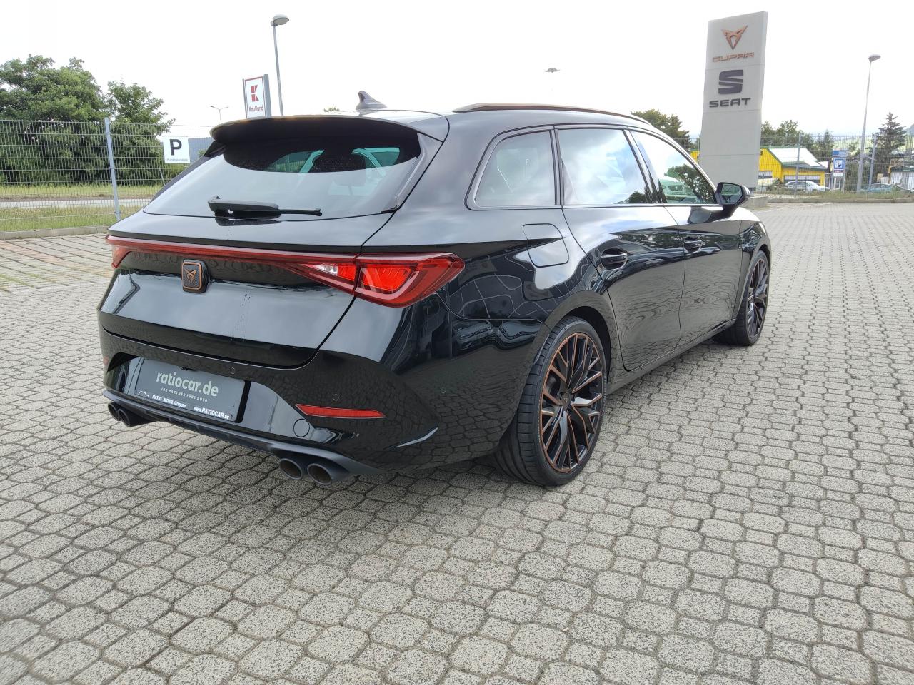 Cupra LEON SPORTSTOURER VZ 2.0 TSI DSG 4DRIVE AHK NAVI Bildbeschreibung: Cupra LEON SPORTSTOURER VZ 2.0 TSI DSG 4DRIVE AHK NAVI