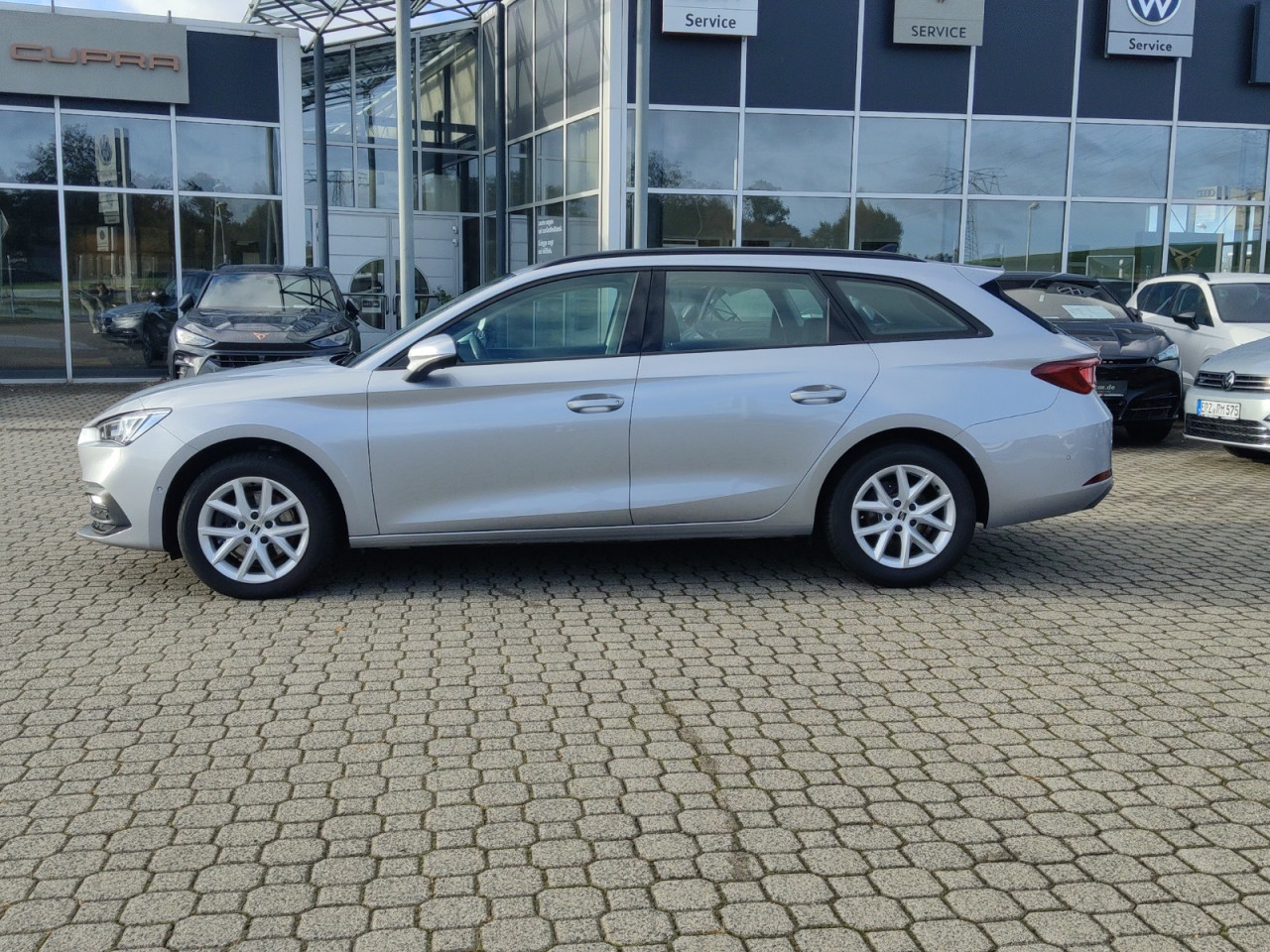 Seat LEON ST 2.0 AHK USB DAB+ Bildbeschreibung: Seat LEON ST 2.0 AHK USB DAB+