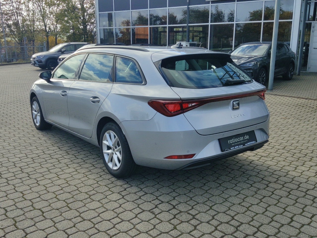 Seat LEON ST 2.0 AHK USB DAB+ Bildbeschreibung: Seat LEON ST 2.0 AHK USB DAB+