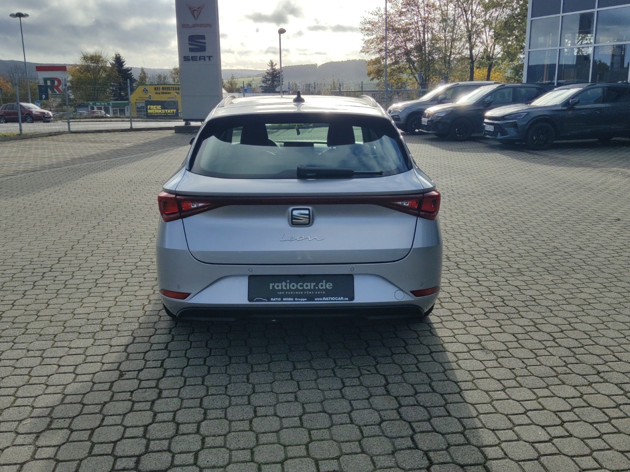 Seat LEON ST 2.0 AHK USB DAB+ Bildbeschreibung: Seat LEON ST 2.0 AHK USB DAB+