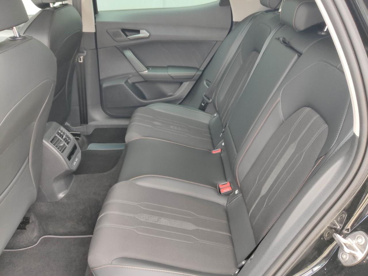 Cupra FORMENTOR 1.5 TSI DSG NAVI SITZHEIZ. EINPARKH. Bildbeschreibung: Cupra FORMENTOR 1.5 TSI DSG NAVI SITZHEIZ. EINPARKH.
