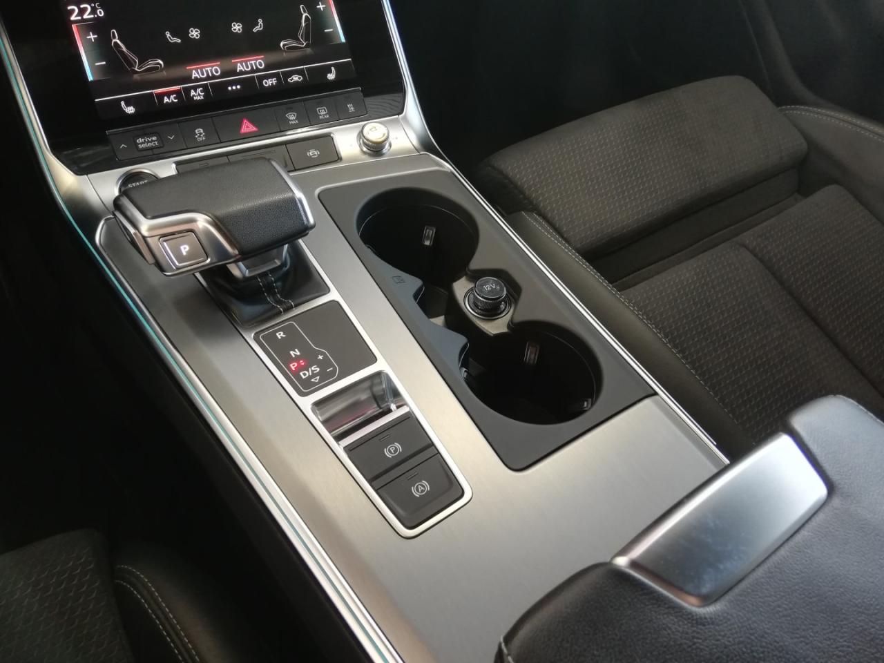 Audi A6 3.0 AVANT AHZV Bildbeschreibung: Audi A6 3.0 AVANT AHZV