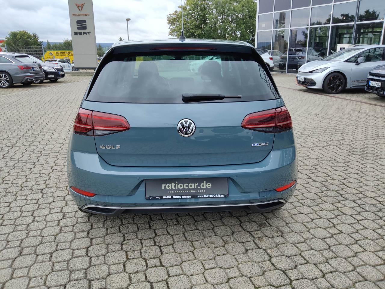 Volkswagen GOLF VII LIMOUSINE 1.5 TSI BLUEMOTION STANDHEIZ. Bildbeschreibung: Volkswagen GOLF VII LIMOUSINE 1.5 TSI BLUEMOTION STANDHEIZ.