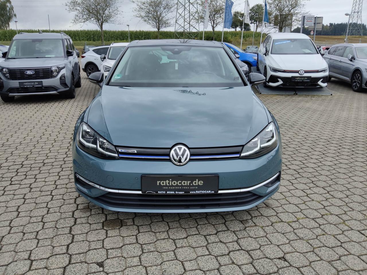 Volkswagen GOLF VII LIMOUSINE 1.5 TSI BLUEMOTION STANDHEIZ. Bildbeschreibung: Volkswagen GOLF VII LIMOUSINE 1.5 TSI BLUEMOTION STANDHEIZ.